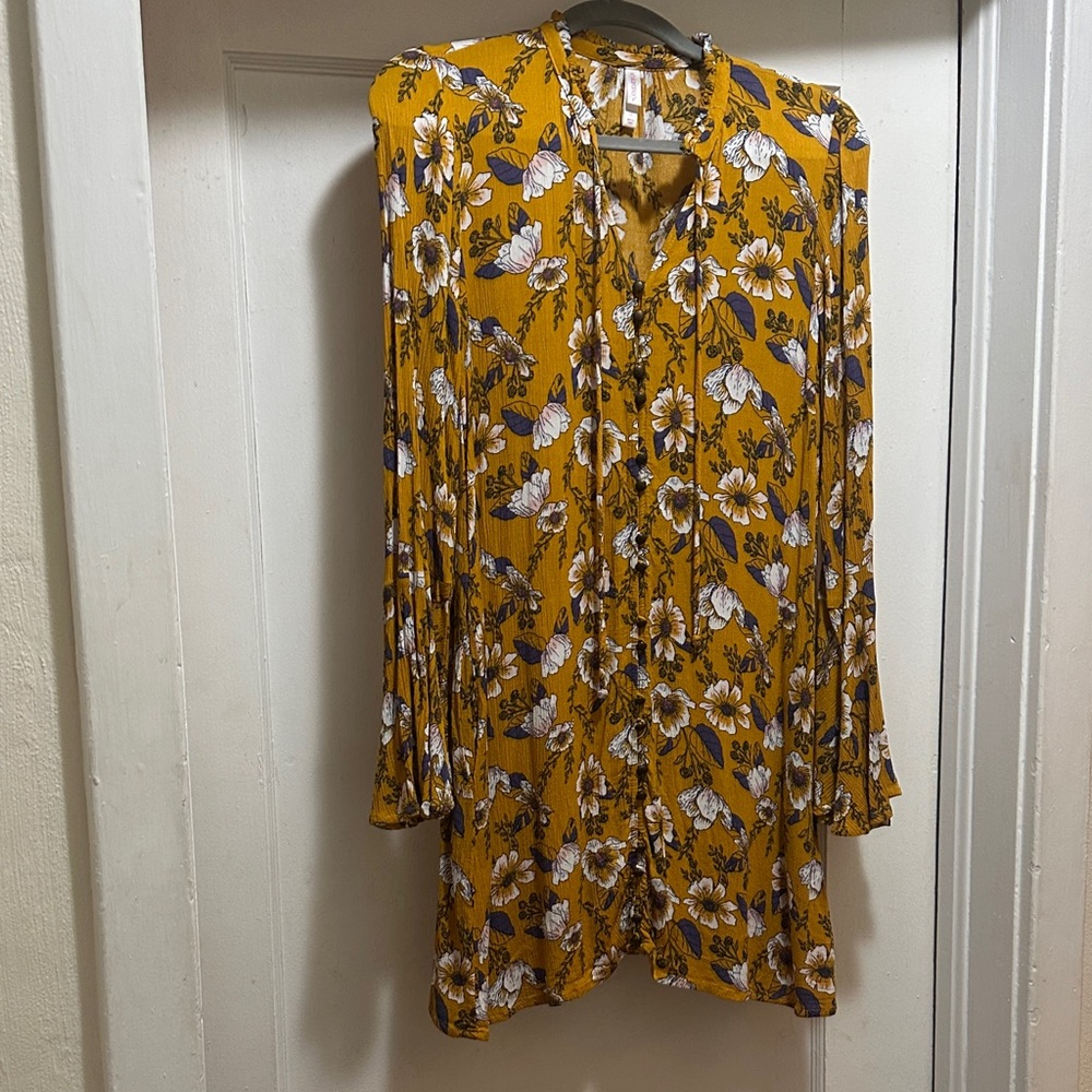 Xhilaration Mustard Floral Long Sleeve Dress